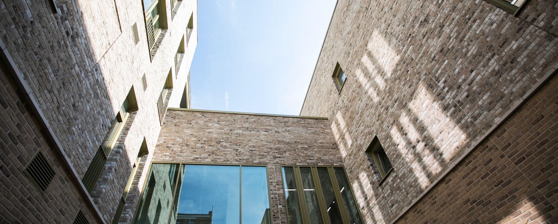 Wickford Street apartment block